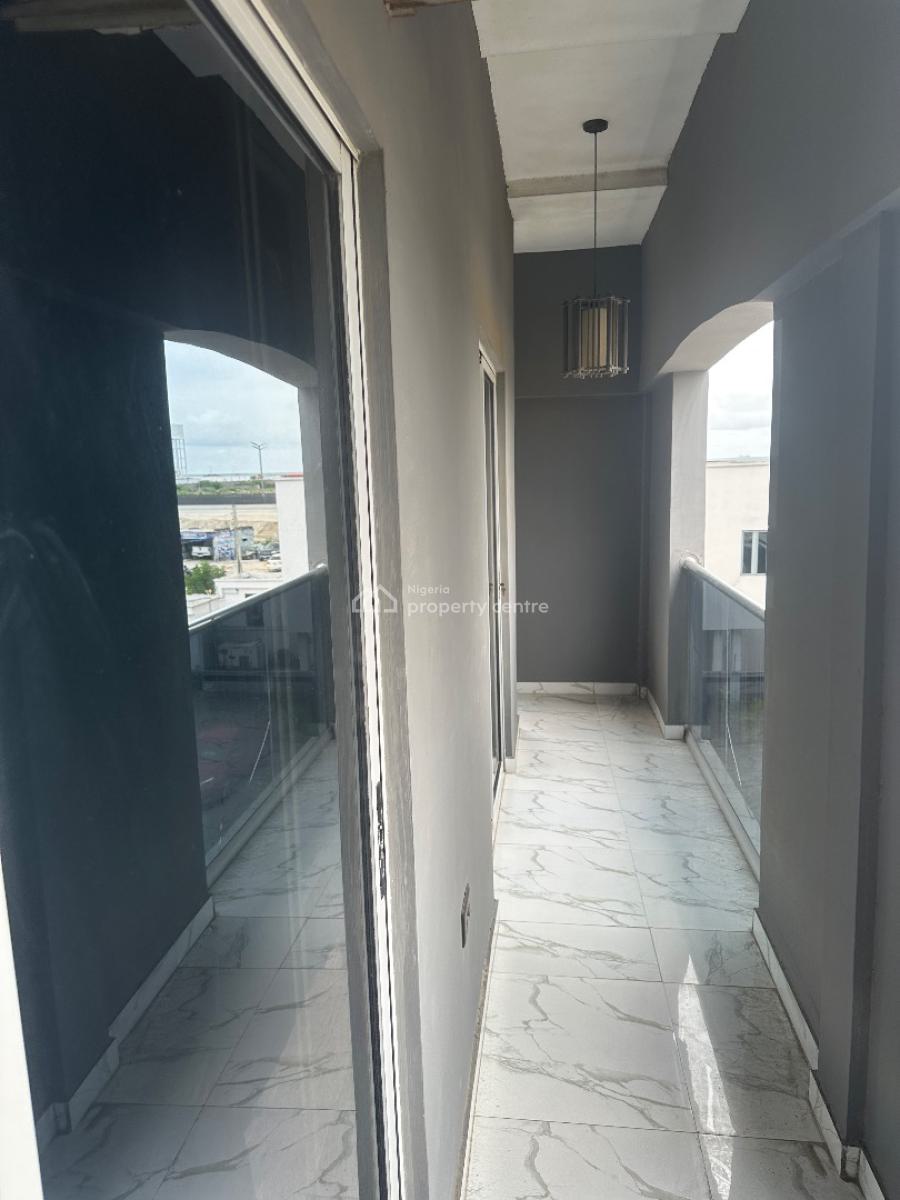 Sharp Furnished 1 Bedroom Penthouse, Davies Court, Ologolo, Lekki, Lagos, Mini Flat (room and Parlour) for Rent