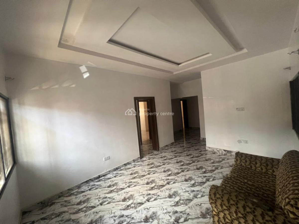 Standard 3 Bedroom Apartment, Lekki Phase 1, Lekki, Lagos, Flat / Apartment for Rent