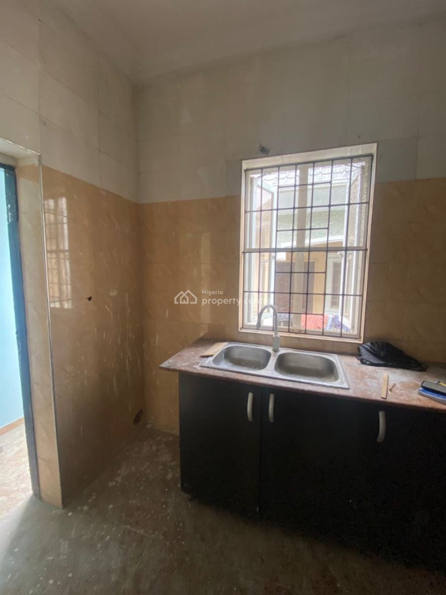 2 Bedroom Apartment, Lekki Phase 1, Lekki, Lagos, Flat / Apartment for Rent