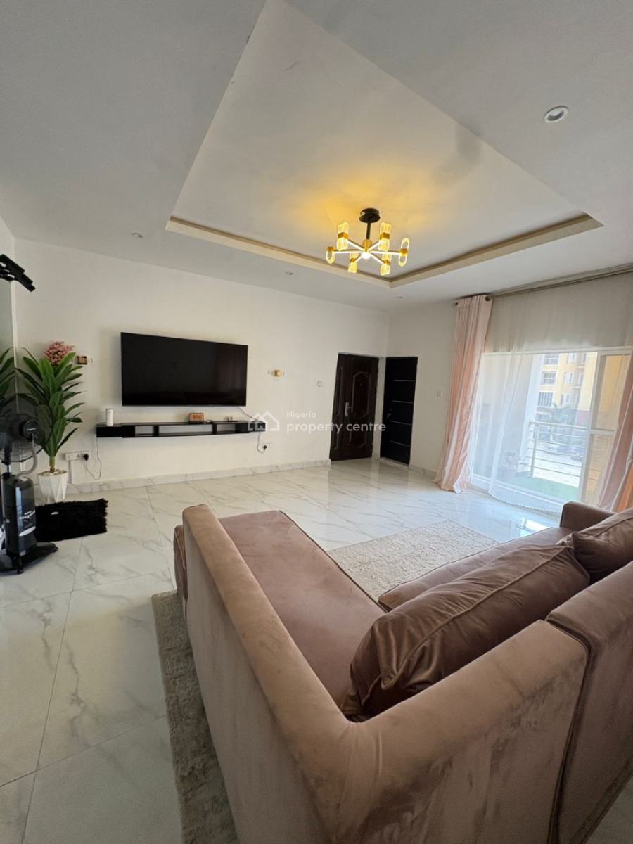 Partially Furnished Two Bedroom Flat, Guzape District, Abuja, Flat / Apartment for Rent