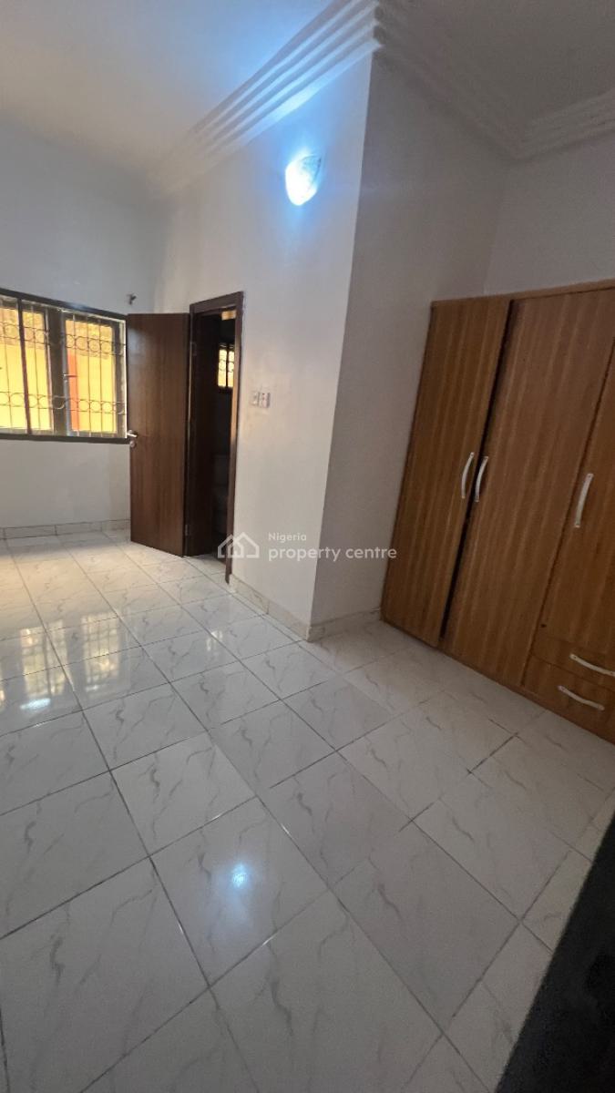 Self Service 3 Bedroom Flat, Lekki Phase 1, Lekki, Lagos, Flat / Apartment for Rent