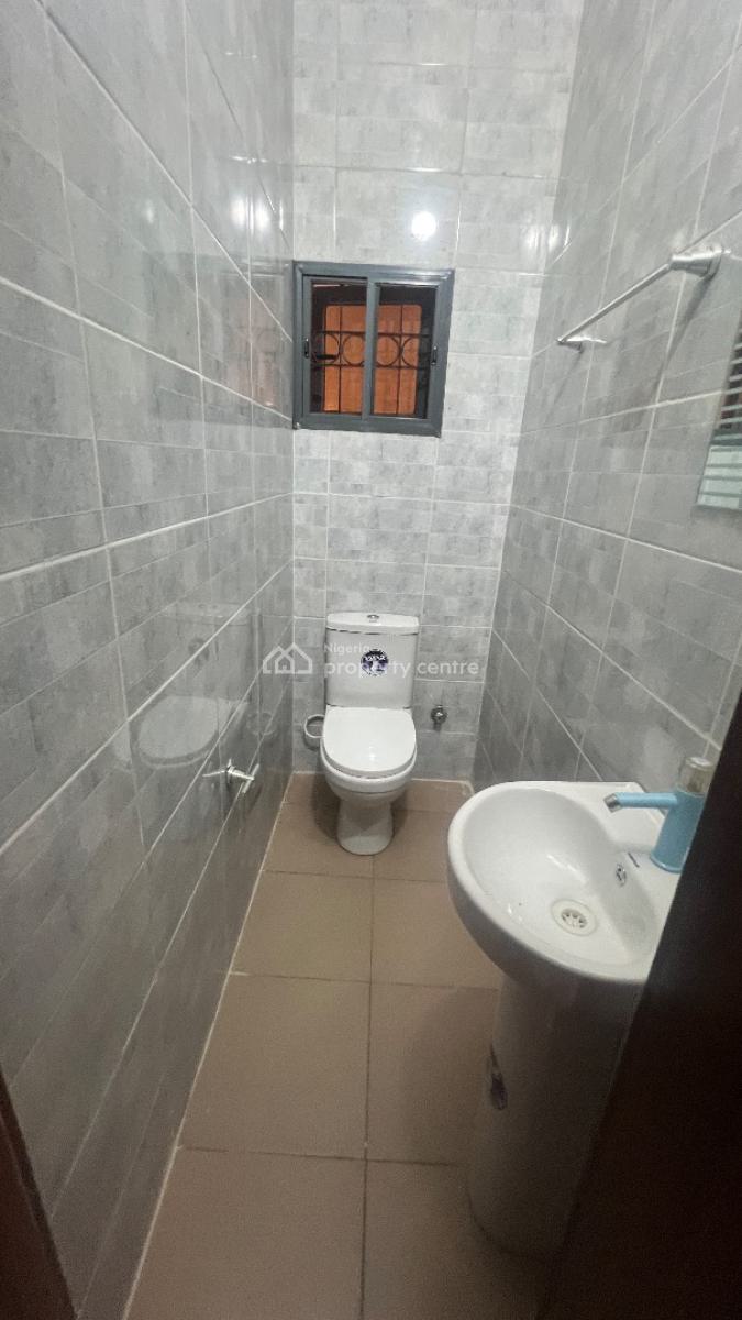 Self Service 3 Bedroom Flat, Lekki Phase 1, Lekki, Lagos, Flat / Apartment for Rent