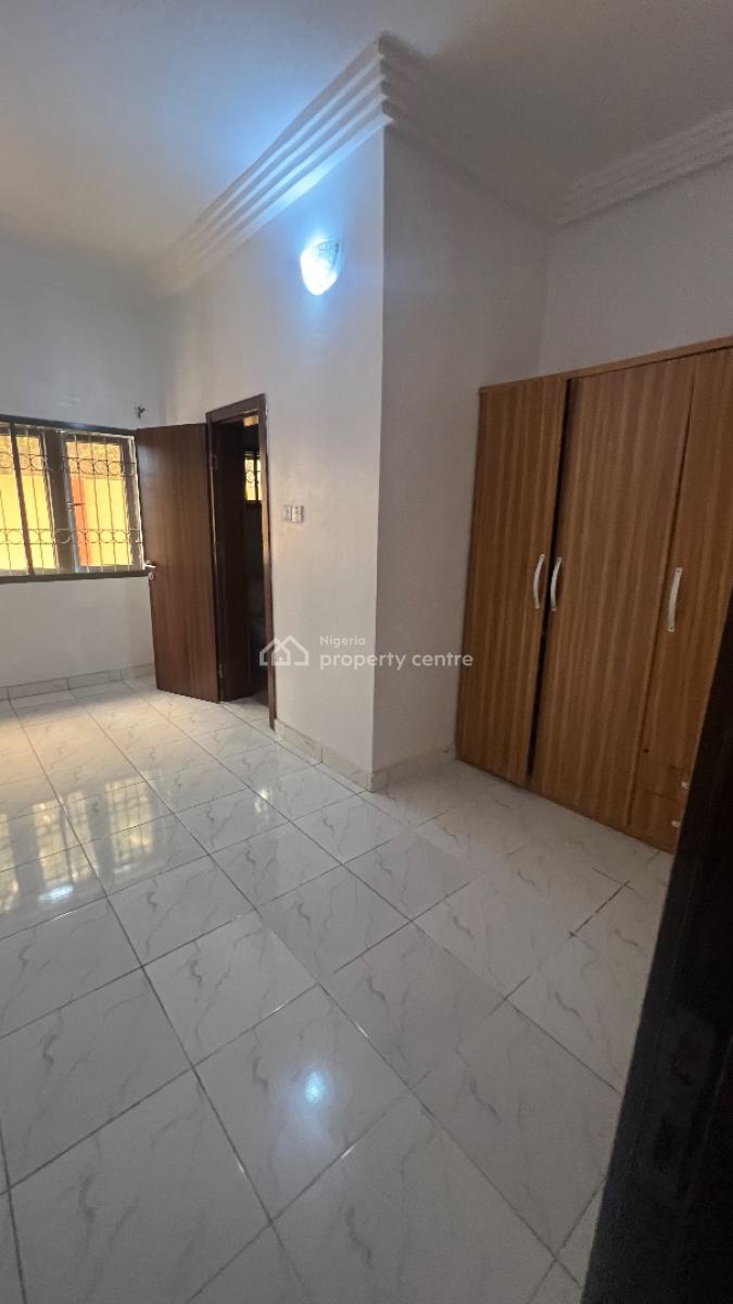 Self Service 3 Bedroom Flat, Lekki Phase 1, Lekki, Lagos, Flat / Apartment for Rent