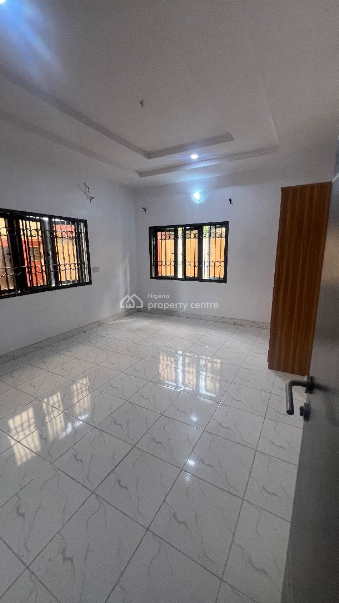 Self Service 3 Bedroom Flat, Lekki Phase 1, Lekki, Lagos, Flat / Apartment for Rent