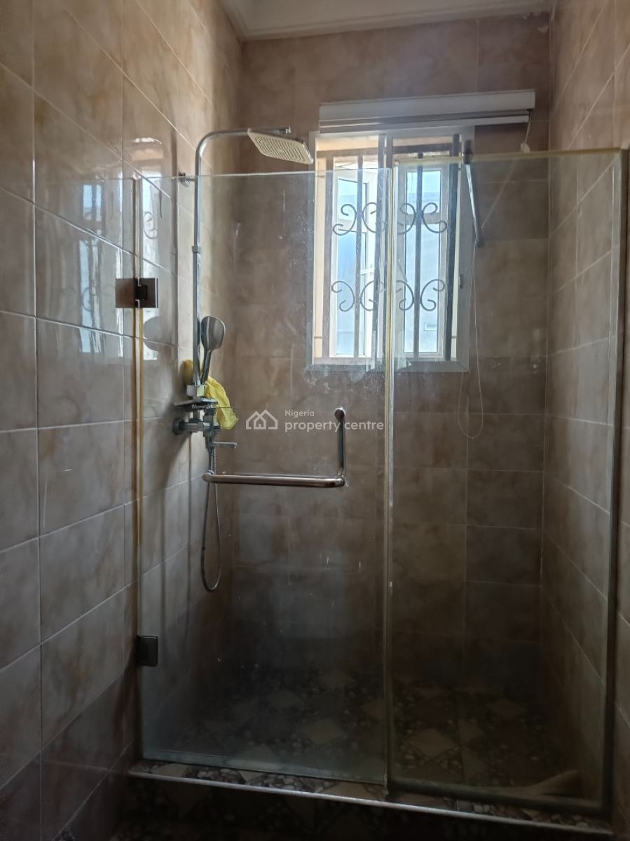 Well Renovated 4 Bedroom Terrace, Guzape District, Abuja, House for Rent