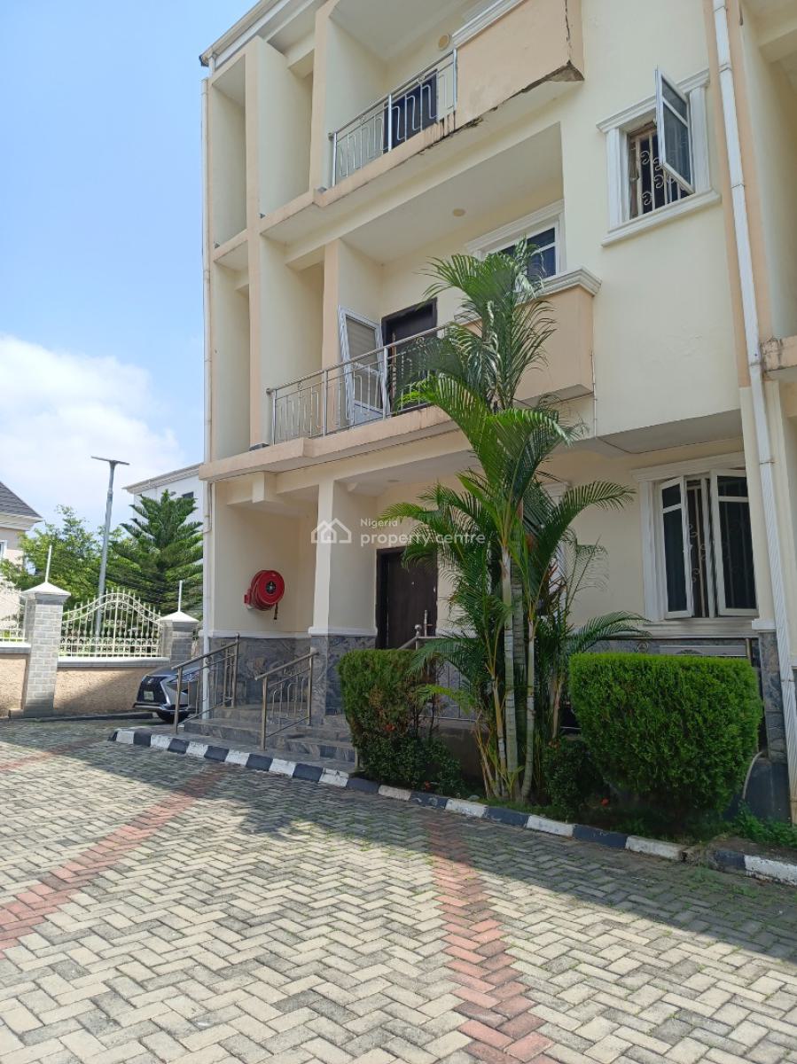 Well Renovated 4 Bedroom Terrace, Guzape District, Abuja, House for Rent