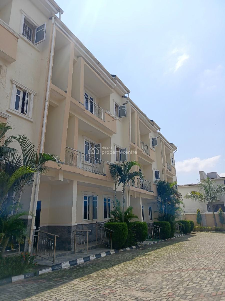 Well Renovated 4 Bedroom Terrace, Guzape District, Abuja, House for Rent