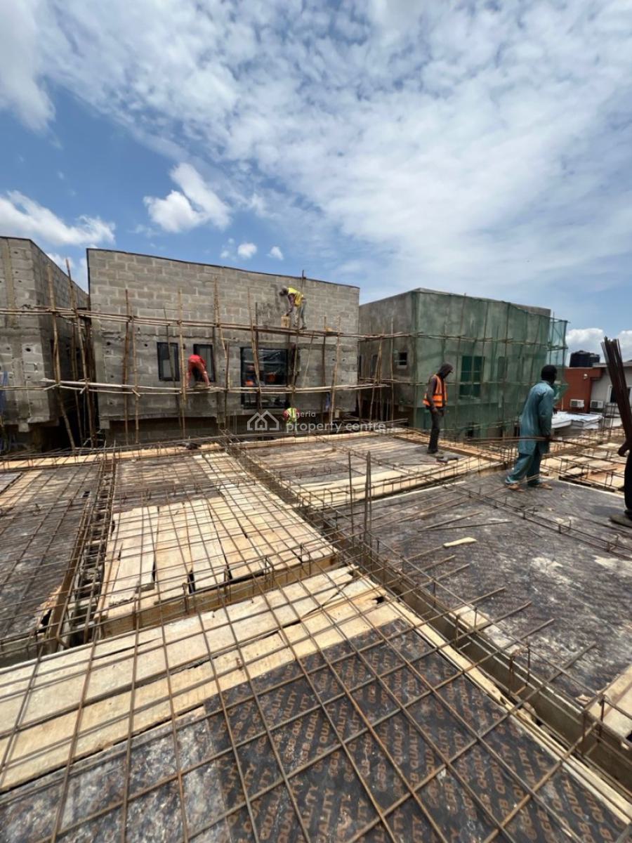 Affordable 1 Bedroom Apartment, Obanikoro, Shomolu, Lagos, House for Sale