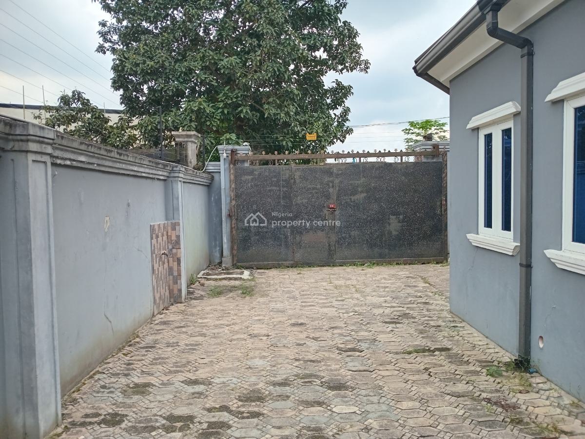 Standard Four Bedroom Bungalow with a Unit of 2 Bedroom Flat, Rumunduru, Port Harcourt, Rivers, Detached Bungalow for Sale