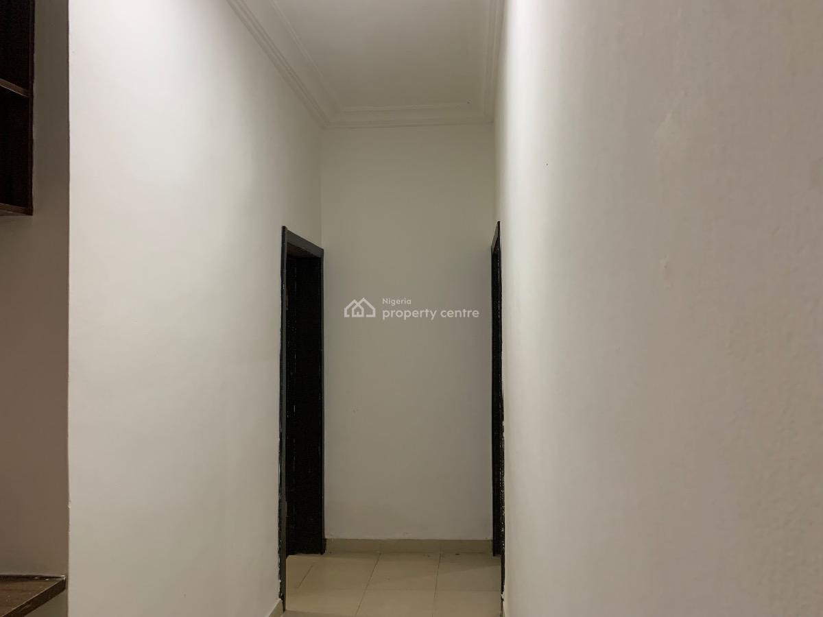 Big Luxurious 3 Bedroom Apartment in an Access Code Estate, Chevron, Osapa, Lekki, Lagos, Flat / Apartment for Rent