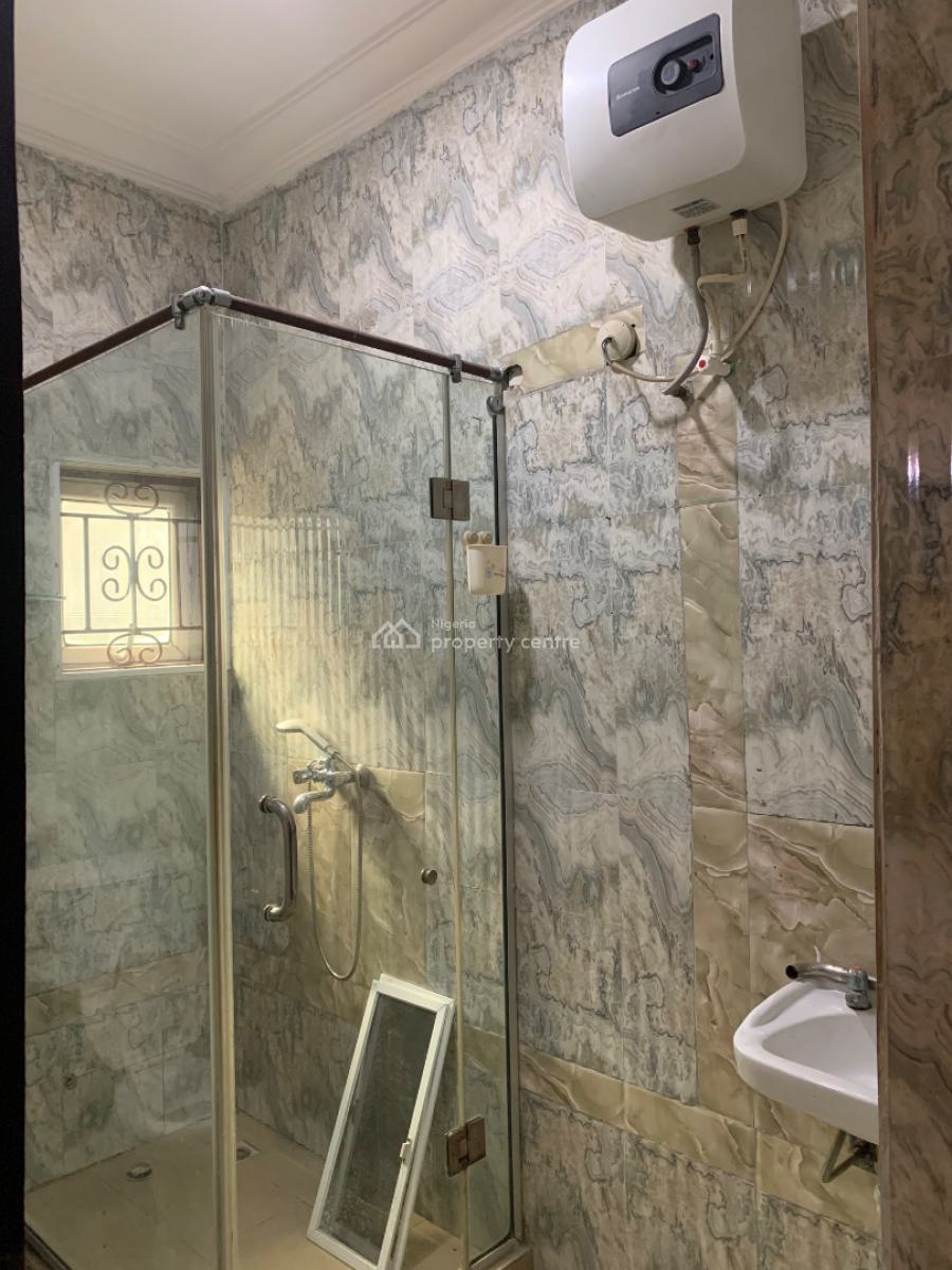 Big Luxurious 3 Bedroom Apartment in an Access Code Estate, Chevron, Osapa, Lekki, Lagos, Flat / Apartment for Rent