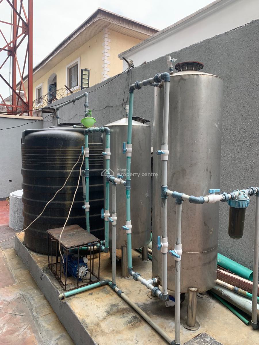 Big Luxurious 3 Bedroom Apartment in an Access Code Estate, Chevron, Osapa, Lekki, Lagos, Flat / Apartment for Rent