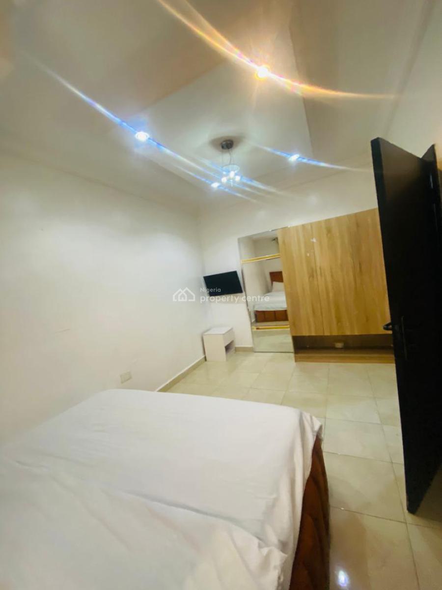 Fully Furnished and Service 2-bedroom Apartment on Ground Floor, By Nike Gallery, Ikate, Lekki, Lagos, Flat / Apartment for Rent