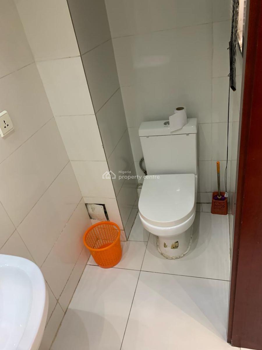 Standard and Furnished 2bedroom Apartment, Lekki Phase 1, Lekki, Lagos, Flat / Apartment for Rent