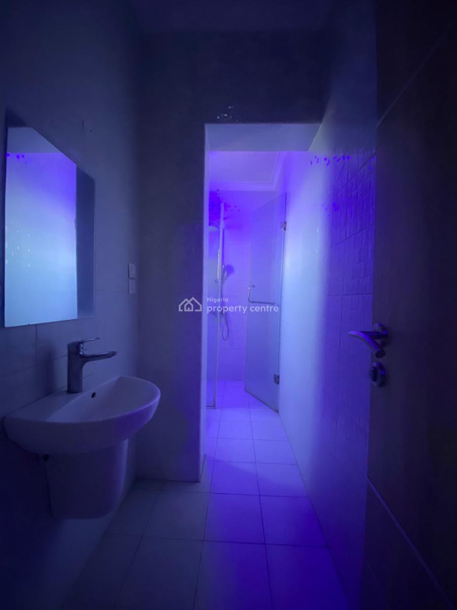 Comfy 2 Bedroom, Ikate/chisco, Lekki, Lagos, Flat / Apartment Short Let