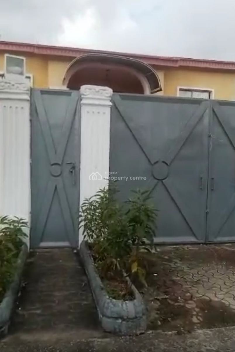 7 Bedrooms Detached Duplex with 2 Rooms Bq Attached, Gbagada Phase 2 Estate, Gbagada, Lagos, Detached Duplex for Rent