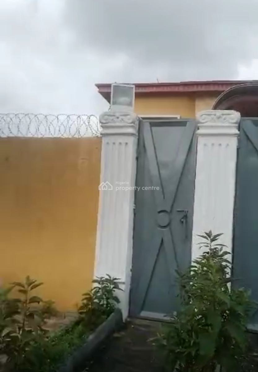 7 Bedrooms Detached Duplex with 2 Rooms Bq Attached, Gbagada Phase 2 Estate, Gbagada, Lagos, Detached Duplex for Rent