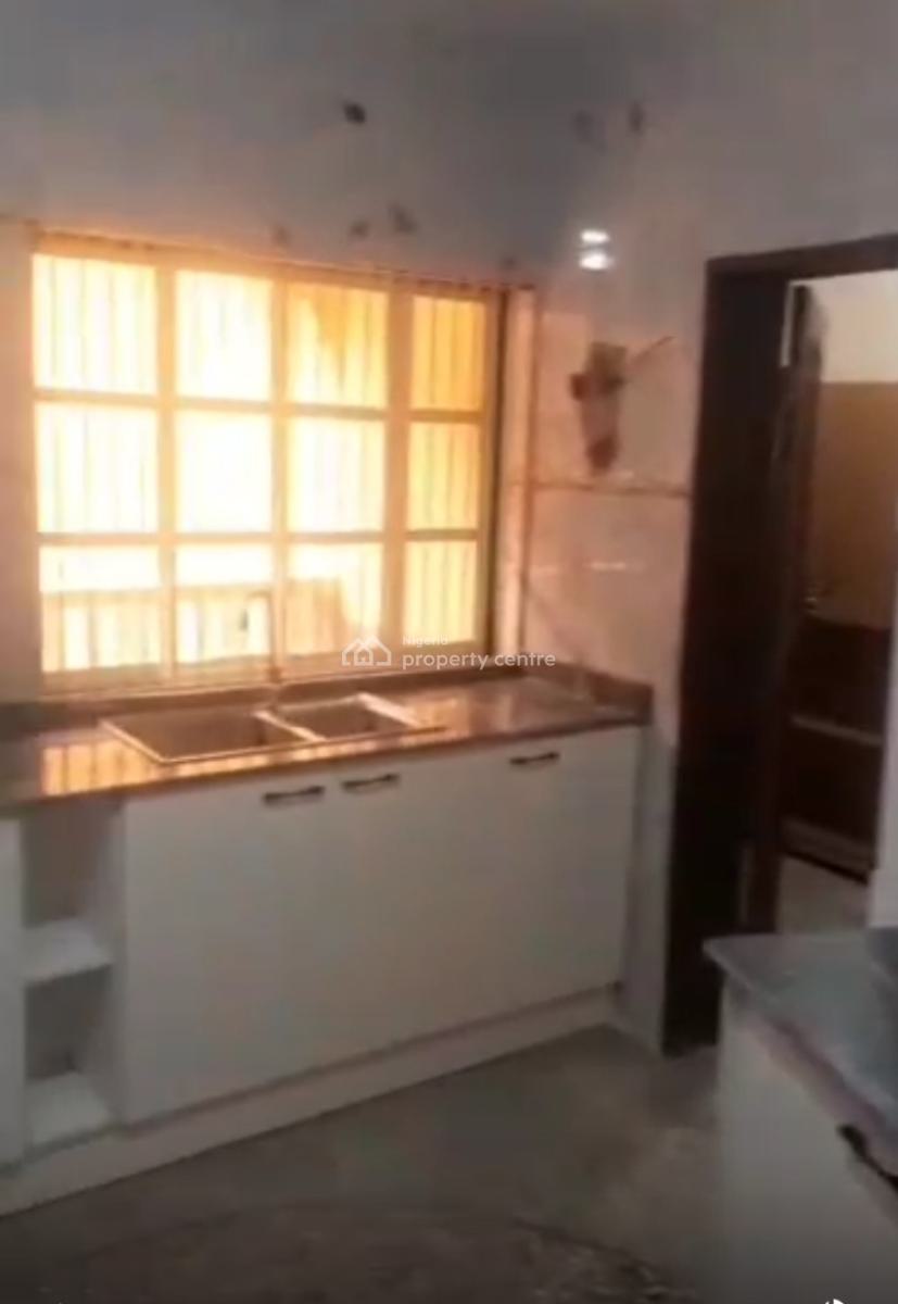 7 Bedrooms Detached Duplex with 2 Rooms Bq Attached, Gbagada Phase 2 Estate, Gbagada, Lagos, Detached Duplex for Rent