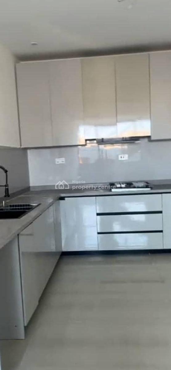 5 Bedroom Duplex with Bq, New Road, Lekki Phase 1, Lekki, Lagos, Semi-detached Duplex for Rent