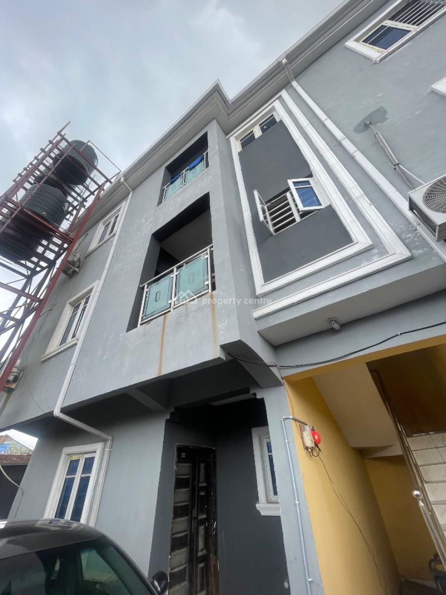 Newly Built 2 Bedroom Flat, Iwaya, Yaba, Lagos, Flat / Apartment for Rent