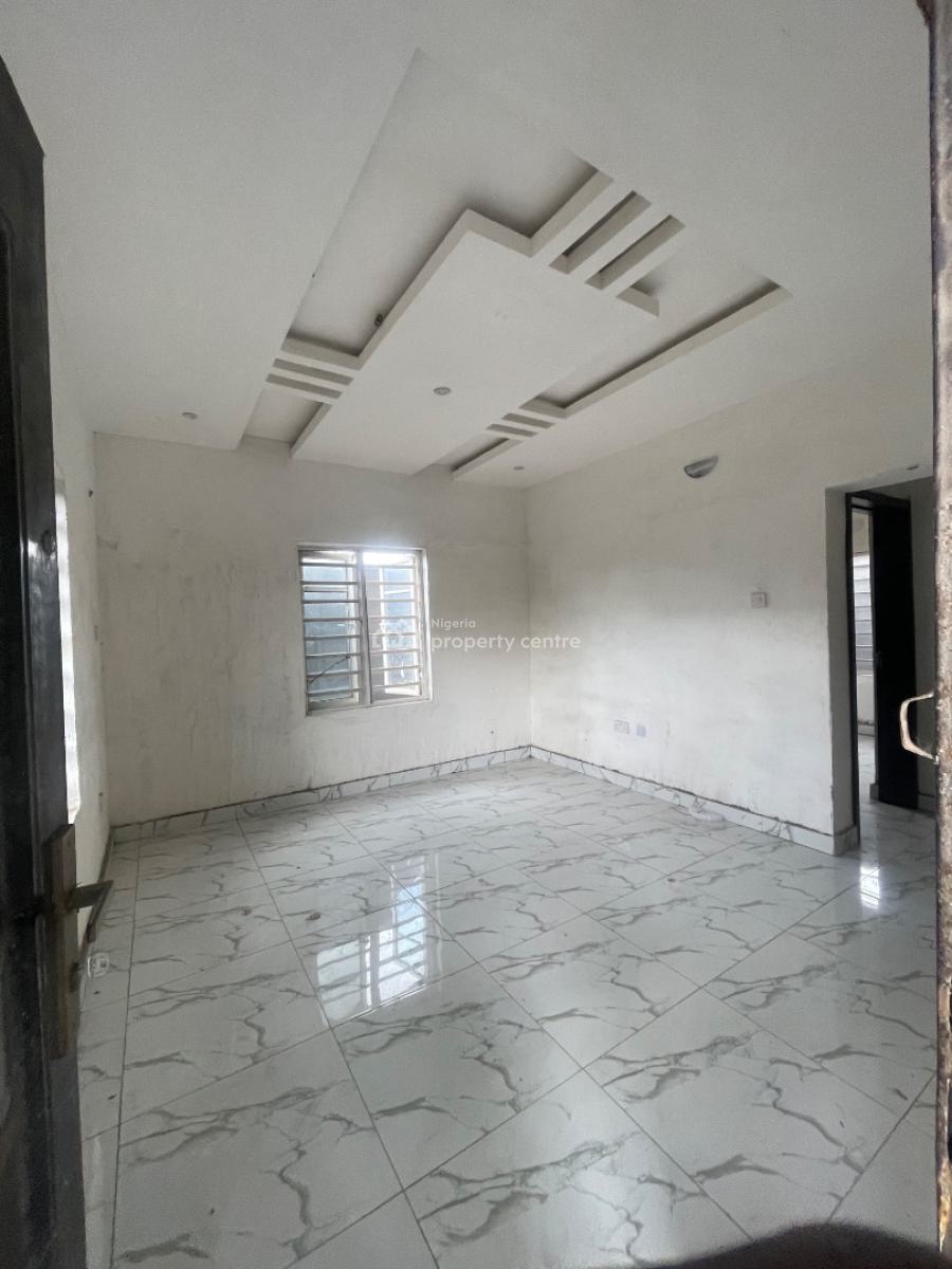 Newly Built 2 Bedroom Flat, Iwaya, Yaba, Lagos, Flat / Apartment for Rent