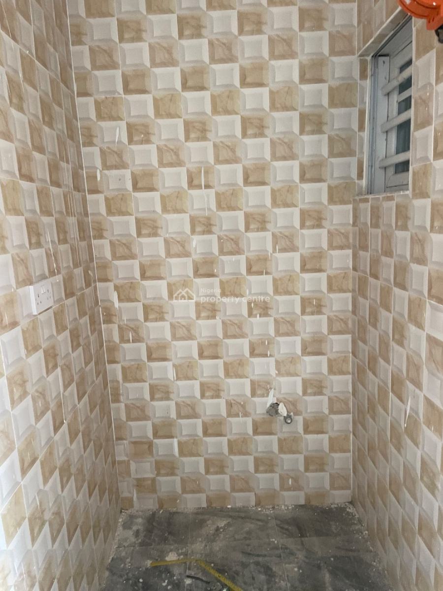 Standard Studio Apartment, Iwaya, Yaba, Lagos, Flat / Apartment for Rent