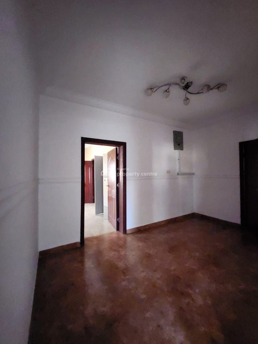 Clean 3 Bedroom Apartment Upstairs, Osapa London, Osapa, Lekki, Lagos, Flat / Apartment for Rent