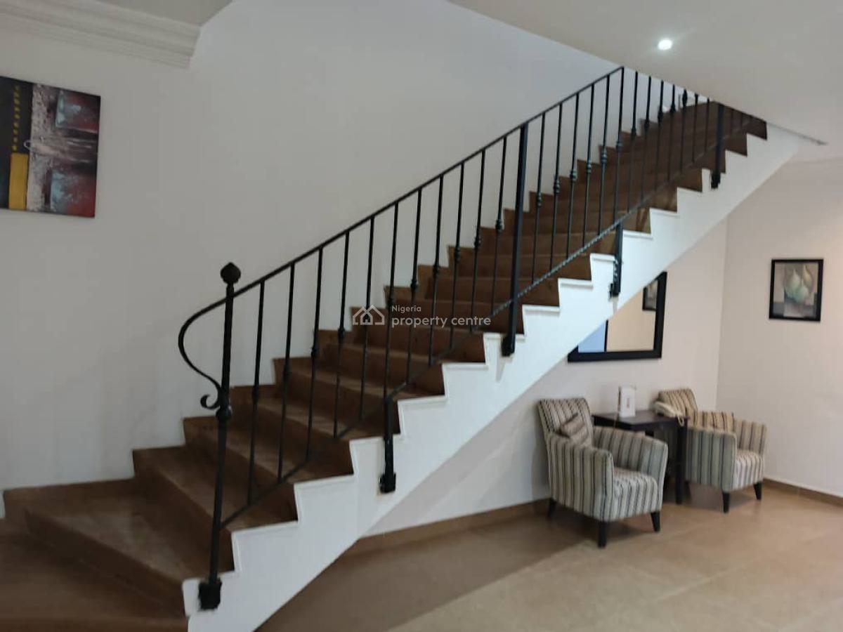 Spacious 3 Bedrooms Townhouse with Bq, Lekki Phase 1, Lekki, Lagos, Terraced Duplex for Rent