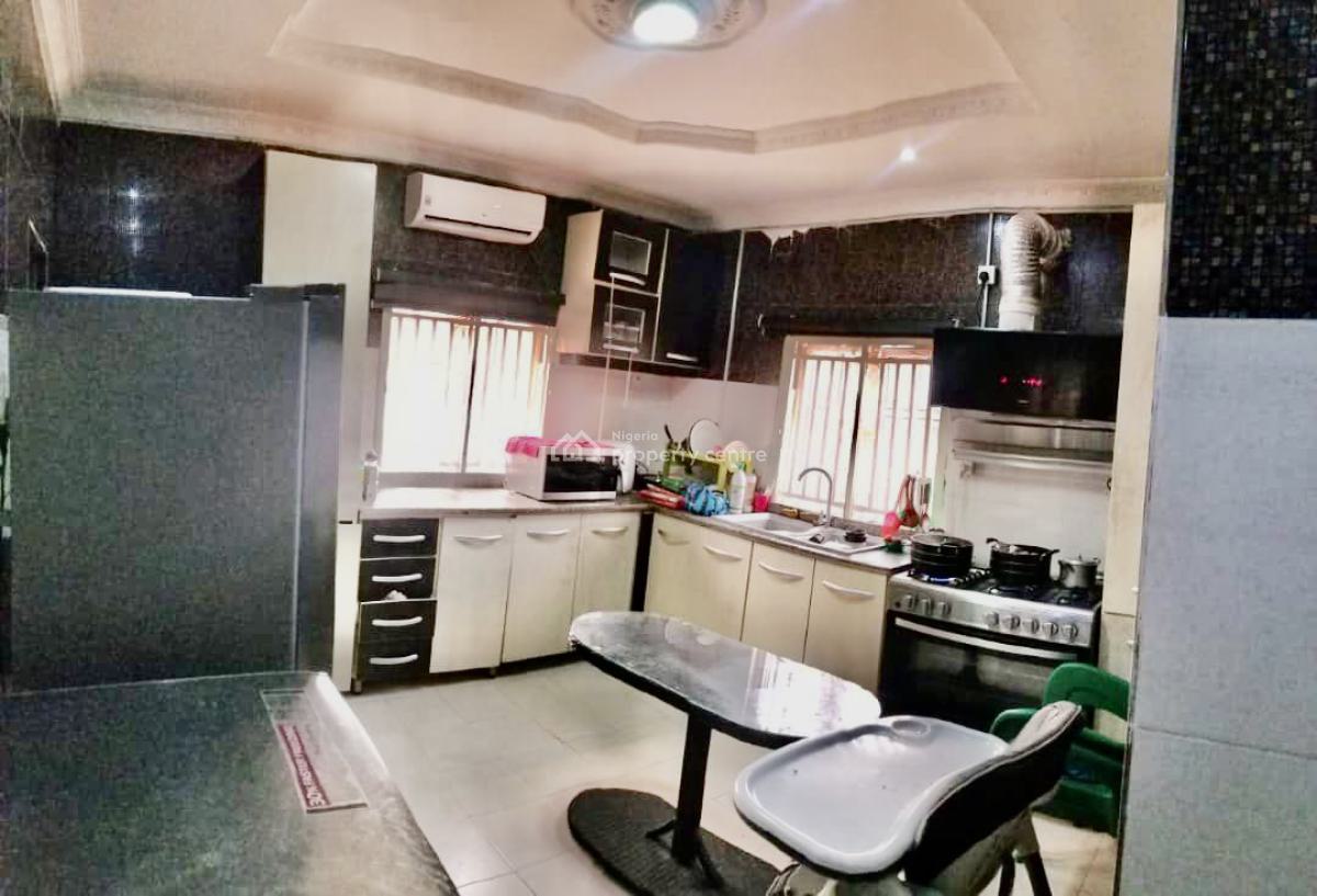 Distress Deal ! 5 Bedroom Fully Detached Duplex with Bq & Laundry Room, Ajah, Lagos, Detached Duplex for Sale