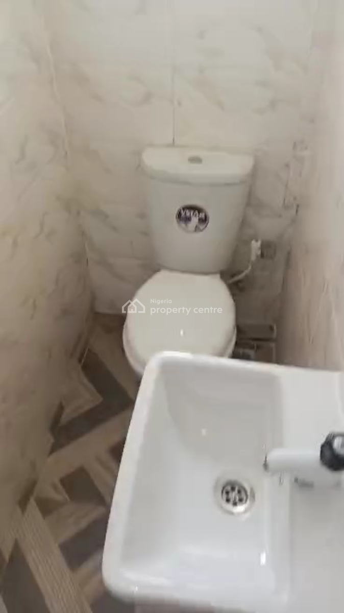 Lovely Brand New Self Contain, Onike, Yaba, Lagos, Flat / Apartment for Rent