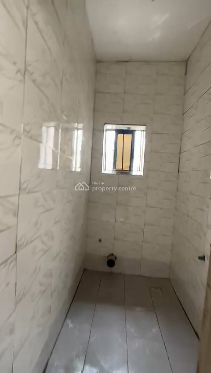 Newly Built and Spacious 3 Bedroom Apartment, Off Pedro Road, Shomolu, Lagos, Flat / Apartment for Rent