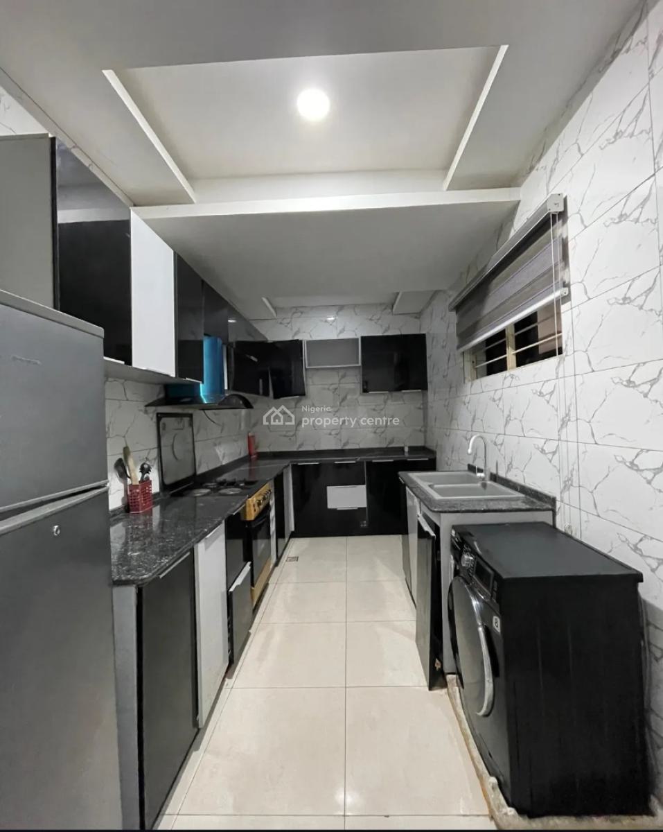 Luxuriously Fitted 2 Bedroom Apartment, Lekki Phase 1, Lekki, Lagos, Flat / Apartment for Rent