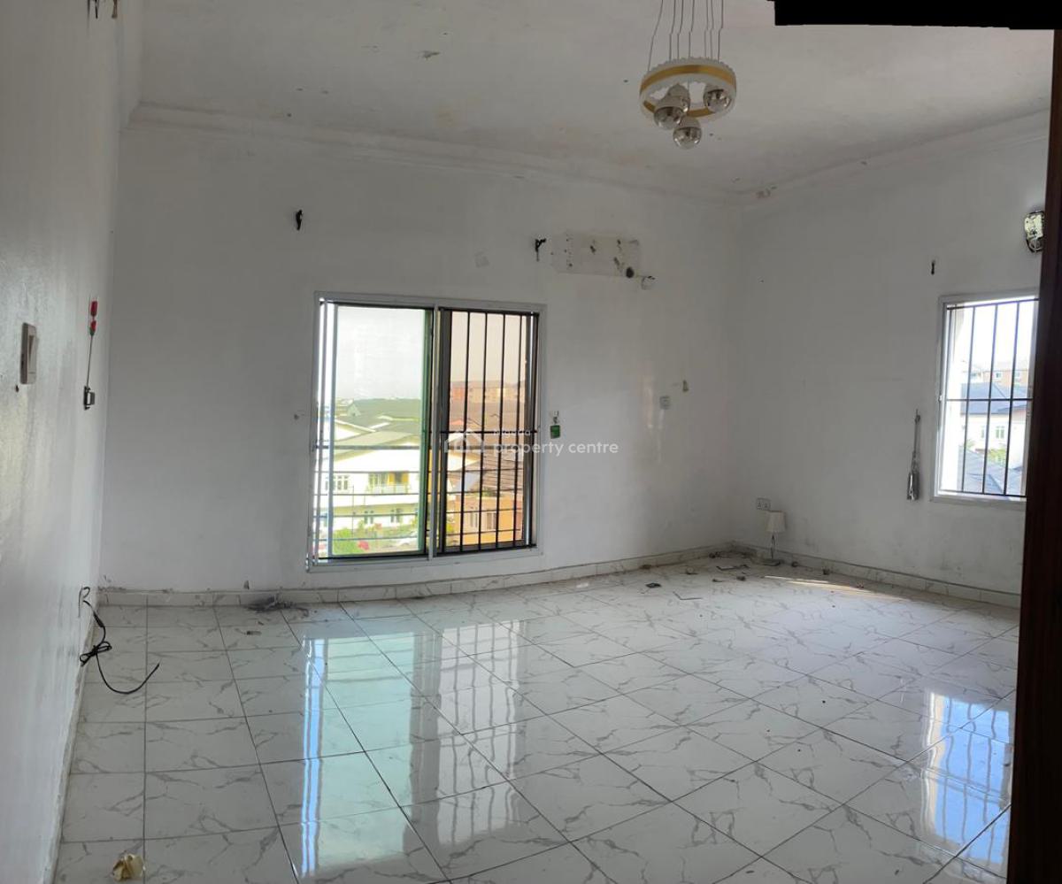 Clean Finished 2 Bedrooms Serviced Flat Apartment, Paradise 3 Estate Chevron Drive, Lekki, Lagos, Flat / Apartment for Sale