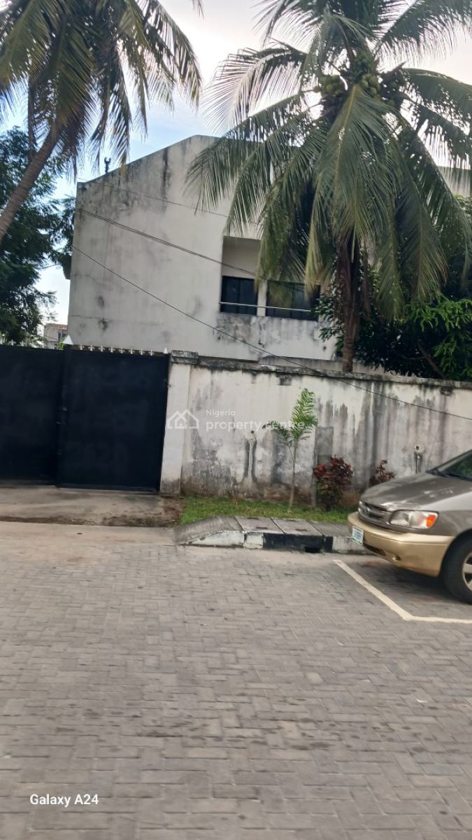 5 Bedroom  Detached House with Swimming Pool and 2 Room Bq, Off Ligali Ayorinde., Victoria Island (vi), Lagos, House for Rent