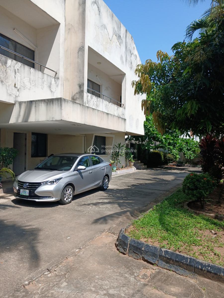 5 Bedroom  Detached House with Swimming Pool and 2 Room Bq, Off Ligali Ayorinde., Victoria Island (vi), Lagos, House for Rent