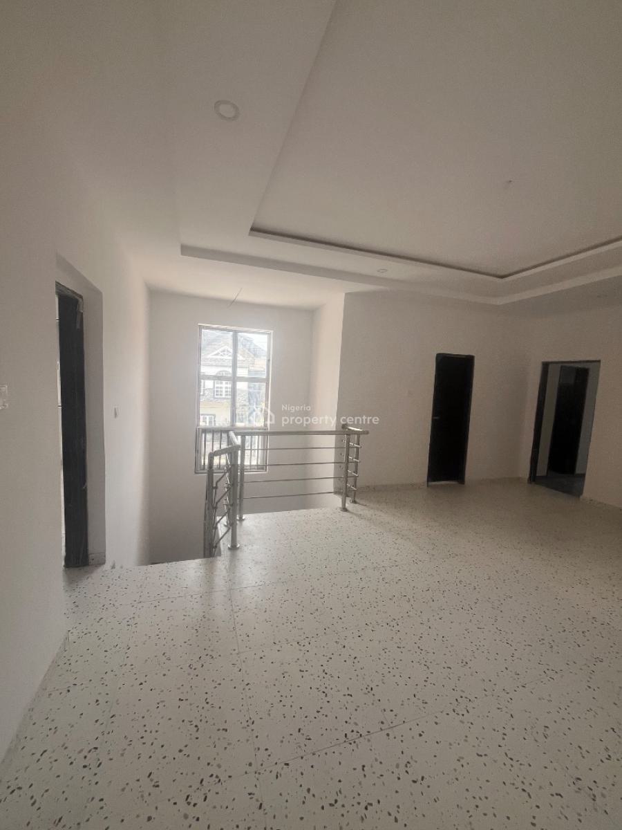 4bedroom Duplex Terrace, Diamond Estate, Sangotedo, Ajah, Lagos, Flat / Apartment for Rent