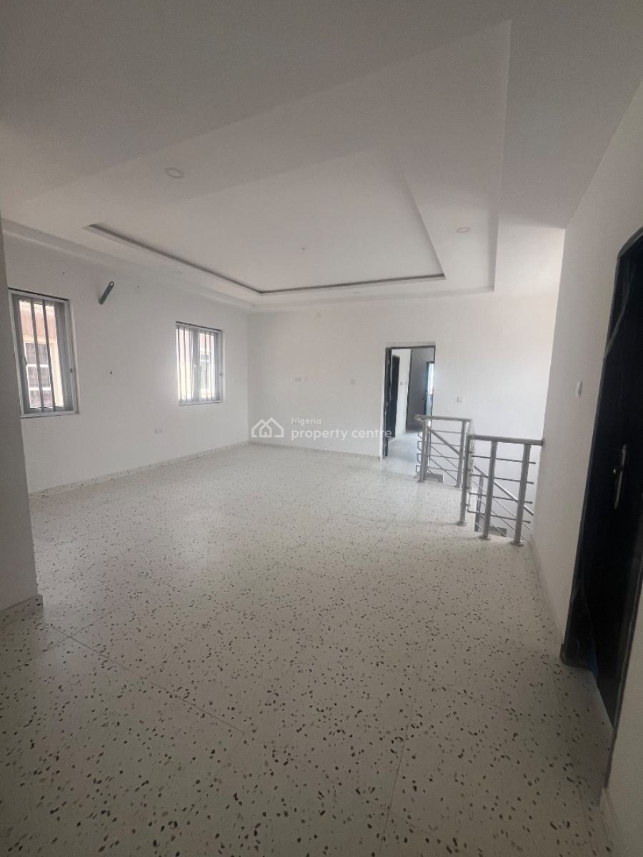 4bedroom Duplex Terrace, Diamond Estate, Sangotedo, Ajah, Lagos, Flat / Apartment for Rent