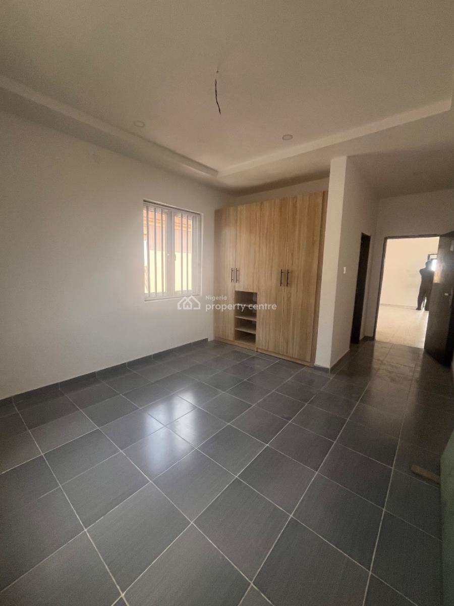 4bedroom Duplex Terrace, Diamond Estate, Sangotedo, Ajah, Lagos, Flat / Apartment for Rent