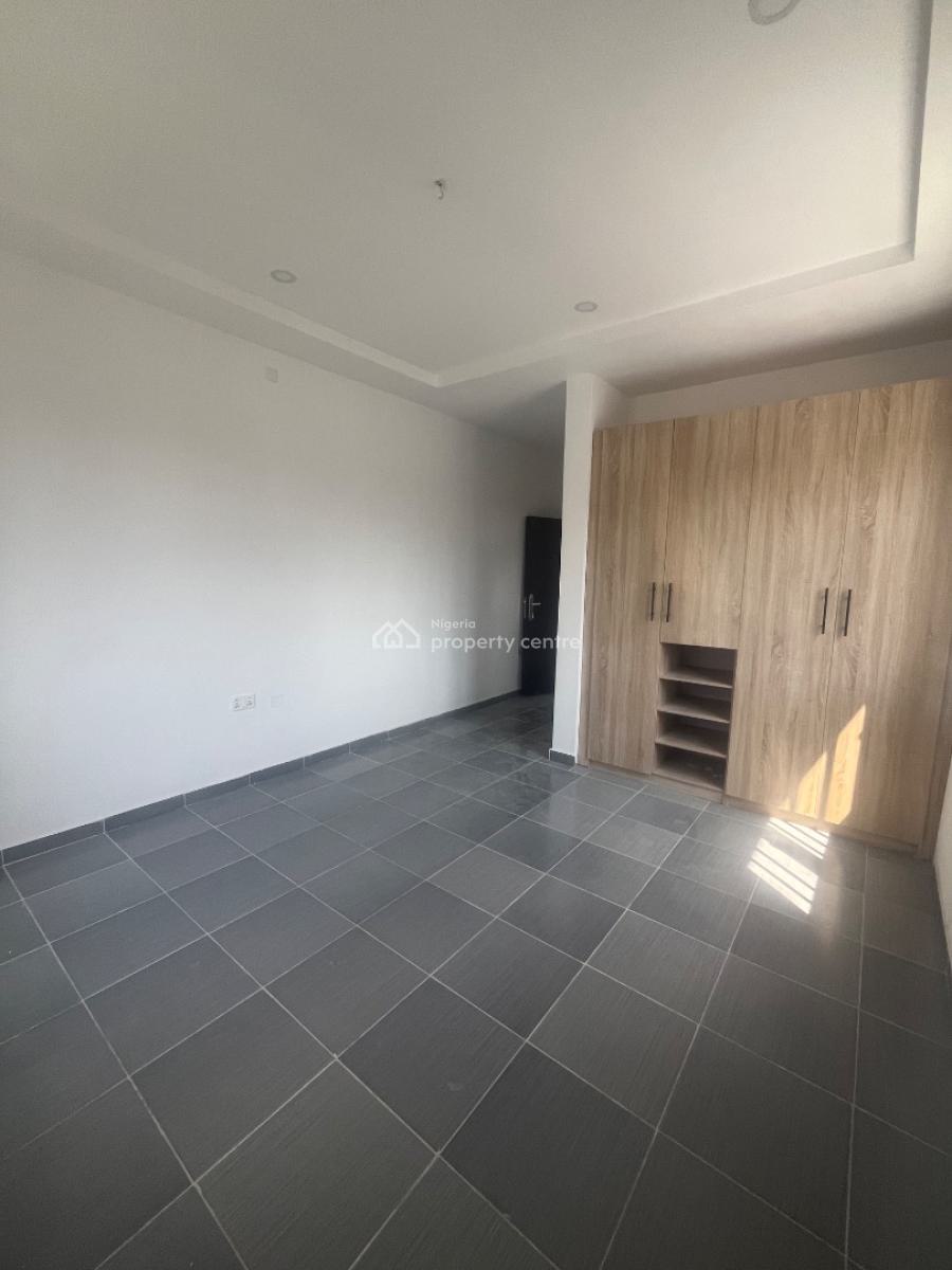4bedroom Duplex Terrace, Diamond Estate, Sangotedo, Ajah, Lagos, Flat / Apartment for Rent