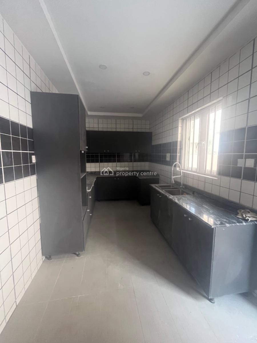 4bedroom Duplex Terrace, Diamond Estate, Sangotedo, Ajah, Lagos, Flat / Apartment for Rent