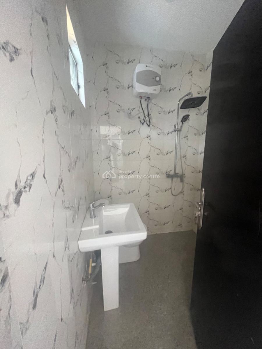 4bedroom Duplex Terrace, Diamond Estate, Sangotedo, Ajah, Lagos, Flat / Apartment for Rent