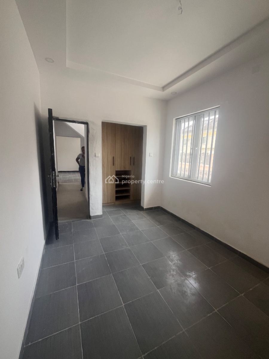 4bedroom Duplex Terrace, Diamond Estate, Sangotedo, Ajah, Lagos, Flat / Apartment for Rent