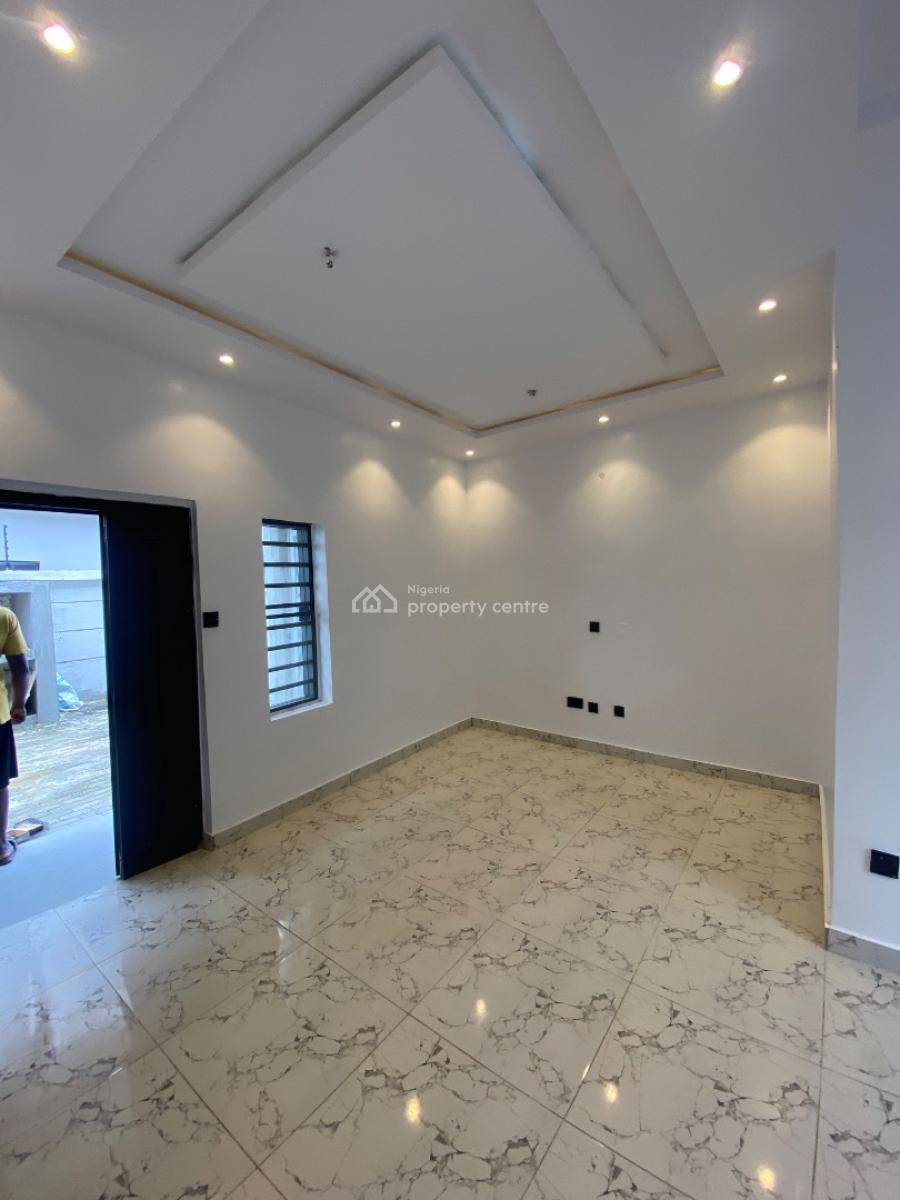 Standard Two Bedroom Apartment, Hope Estate Area Ogombo, Ajah, Lagos, Flat / Apartment for Rent