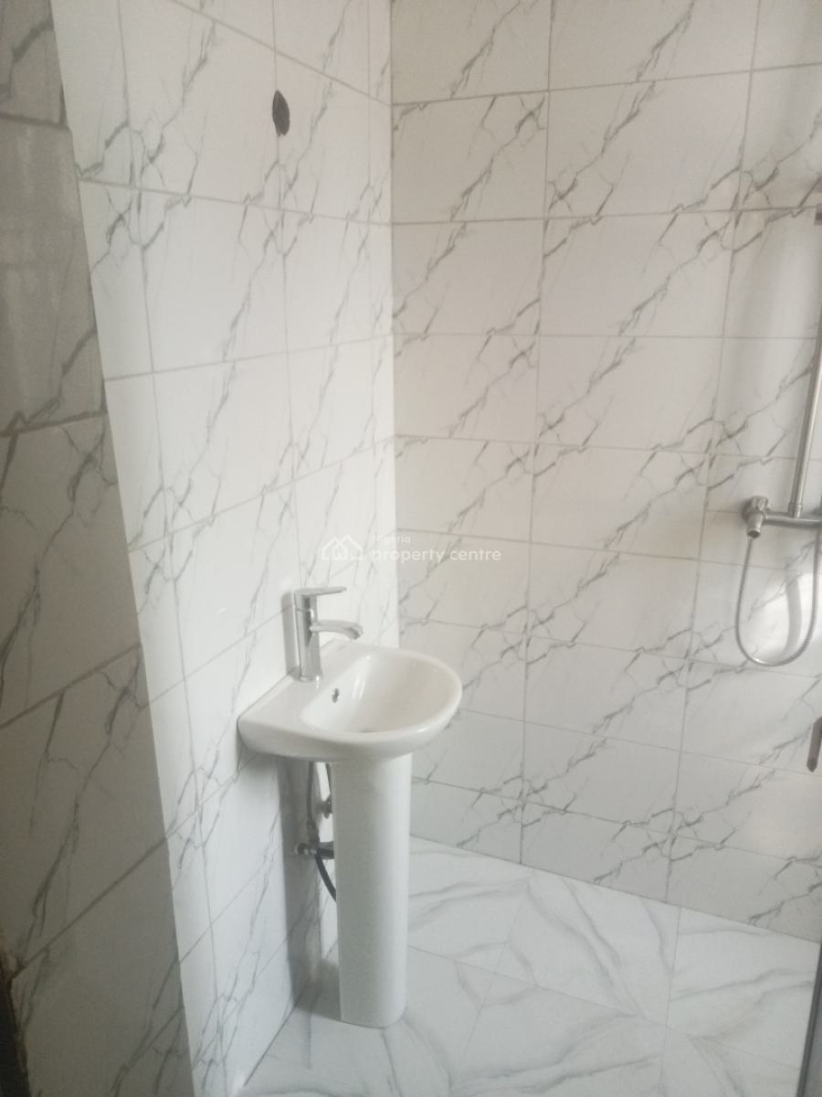 2 Bedroom Apartment, Arad Road, Kubwa, Abuja, Flat / Apartment for Rent