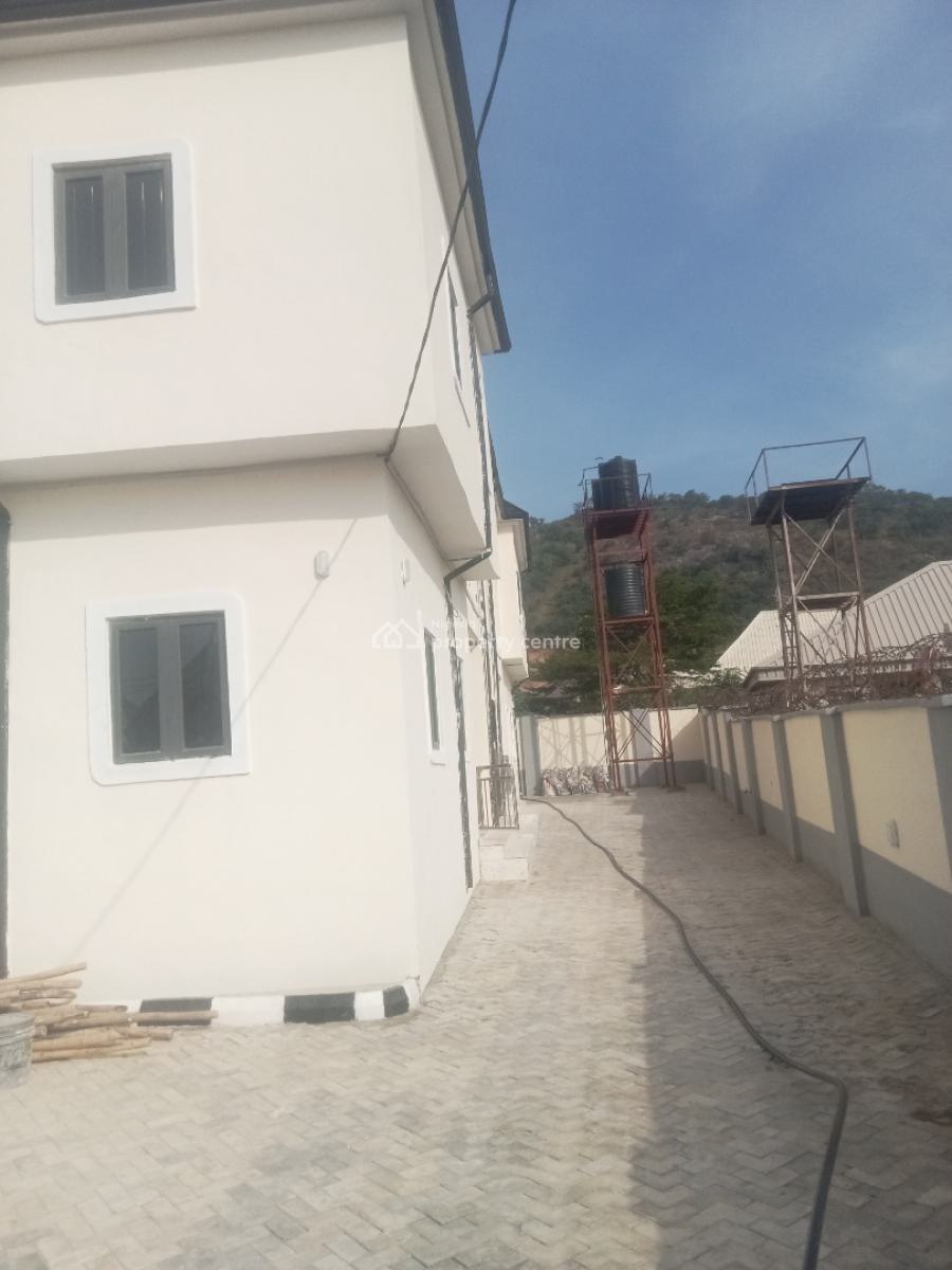 2 Bedroom Apartment, Arad Road, Kubwa, Abuja, Flat / Apartment for Rent