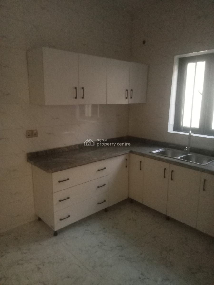 2 Bedroom Apartment, Arad Road, Kubwa, Abuja, Flat / Apartment for Rent
