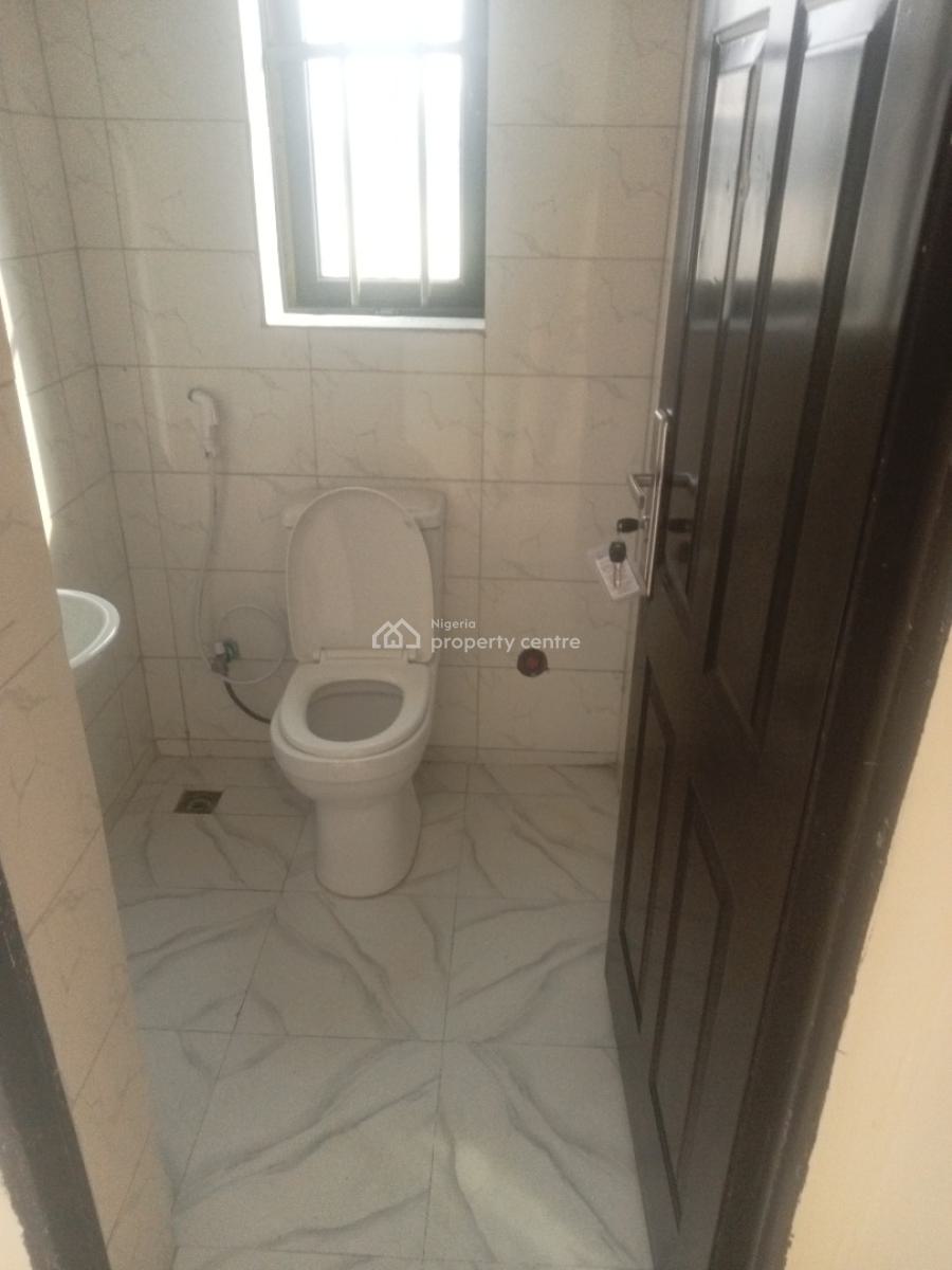 2 Bedroom Apartment, Arad Road, Kubwa, Abuja, Flat / Apartment for Rent