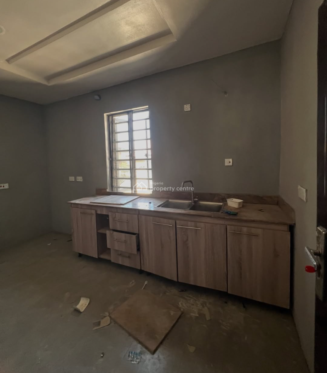 Fully Service 3 Bedroom Flat with Bq, Ologolo, Lekki, Lagos, House for Rent