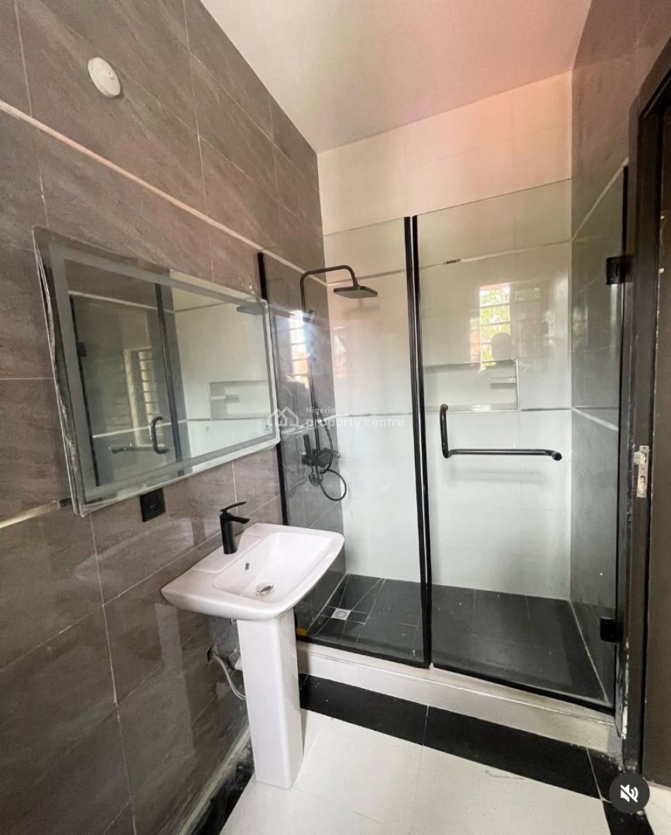 2 Bedroom Service Apartment, Phase 1, Lekki, Lagos, Flat / Apartment for Sale