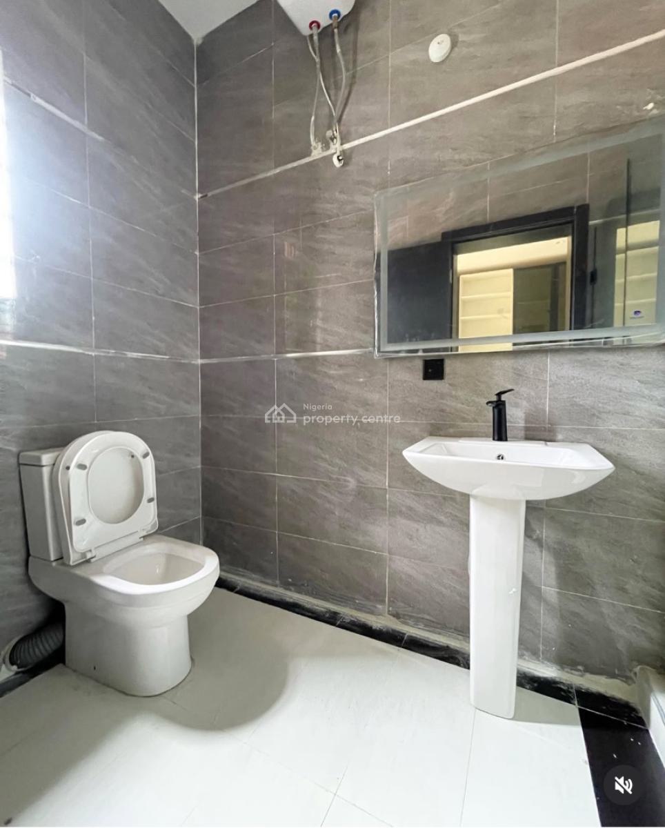 2 Bedroom Service Apartment, Phase 1, Lekki, Lagos, Flat / Apartment for Sale